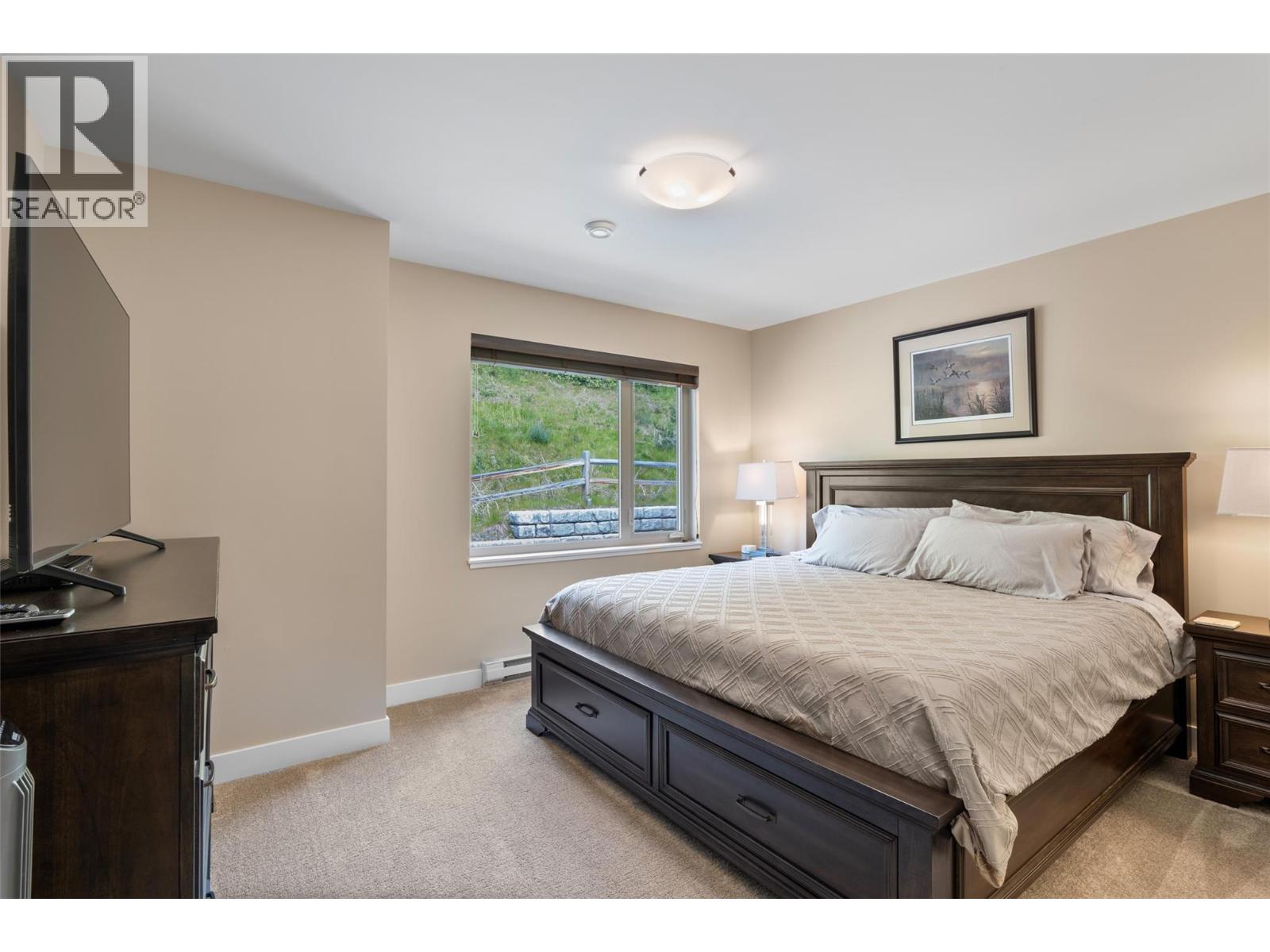 #2 5050 VALLEY Drive - 30