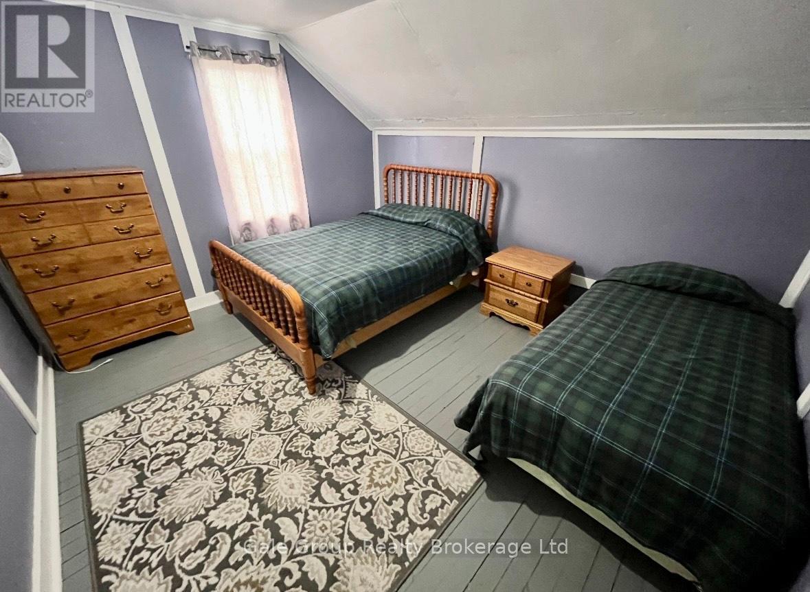 2541 HIGHWAY 105 HIGHWAY - 26