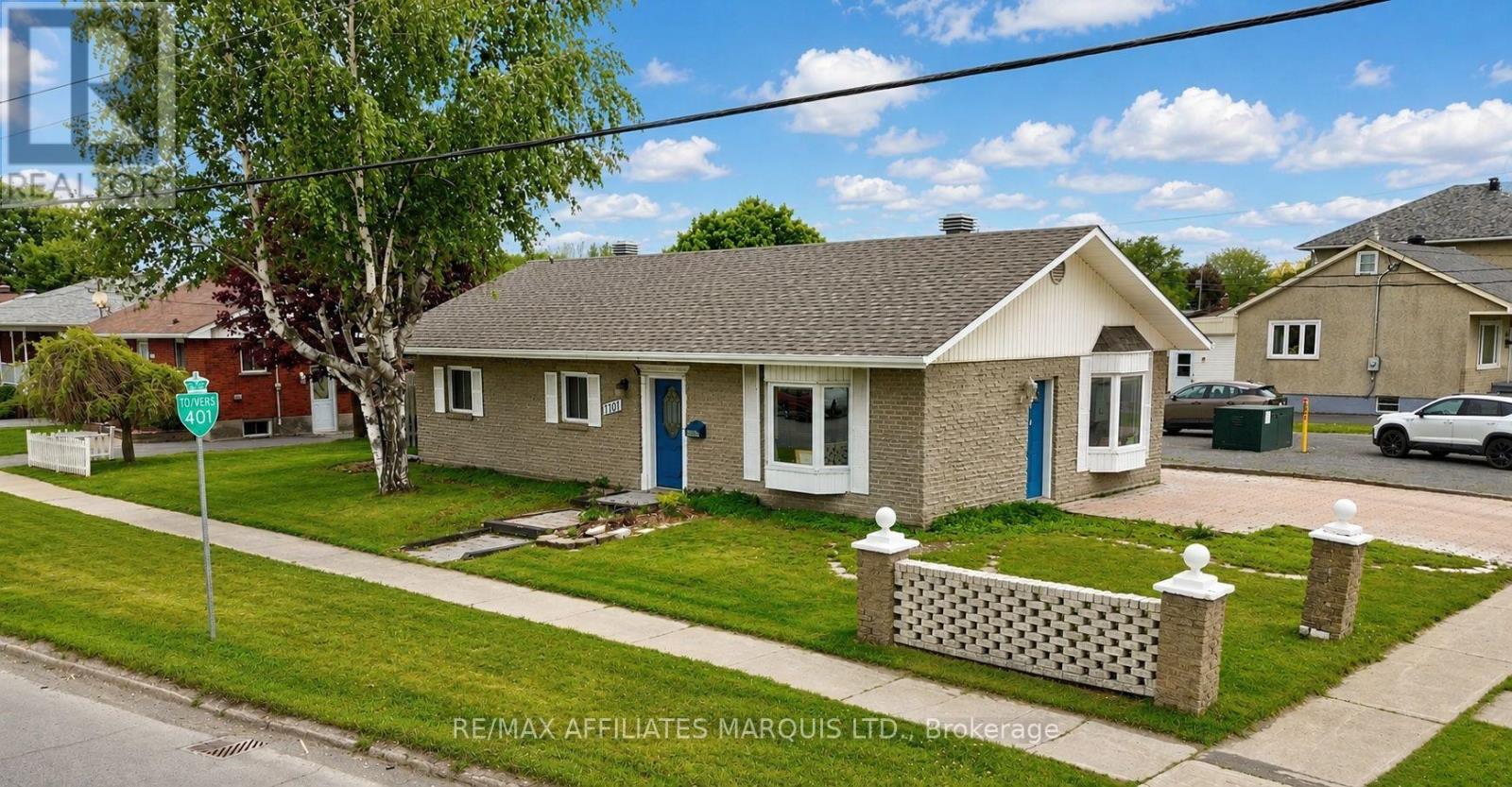 1101 MCCONNELL AVENUE - 1
