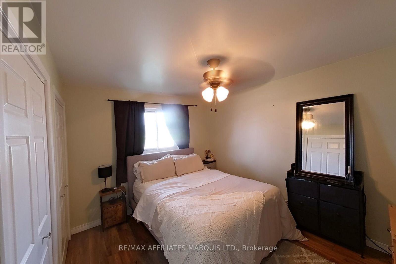 1101 MCCONNELL AVENUE - 12