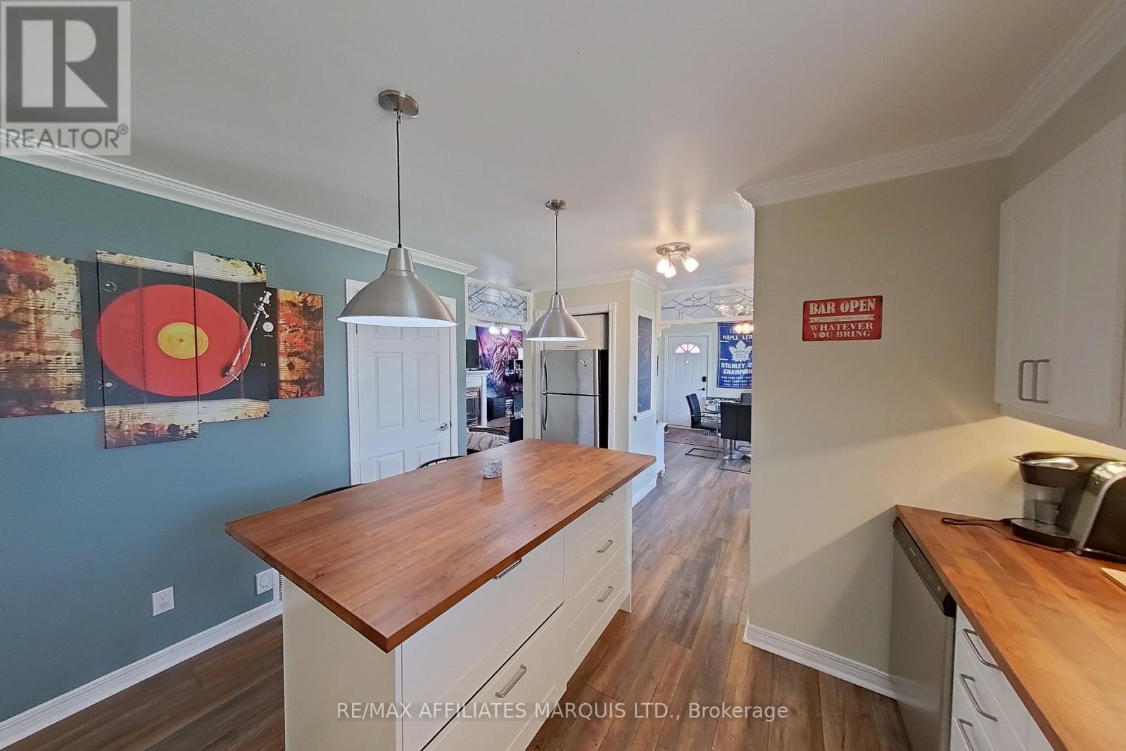 1101 MCCONNELL AVENUE - 13