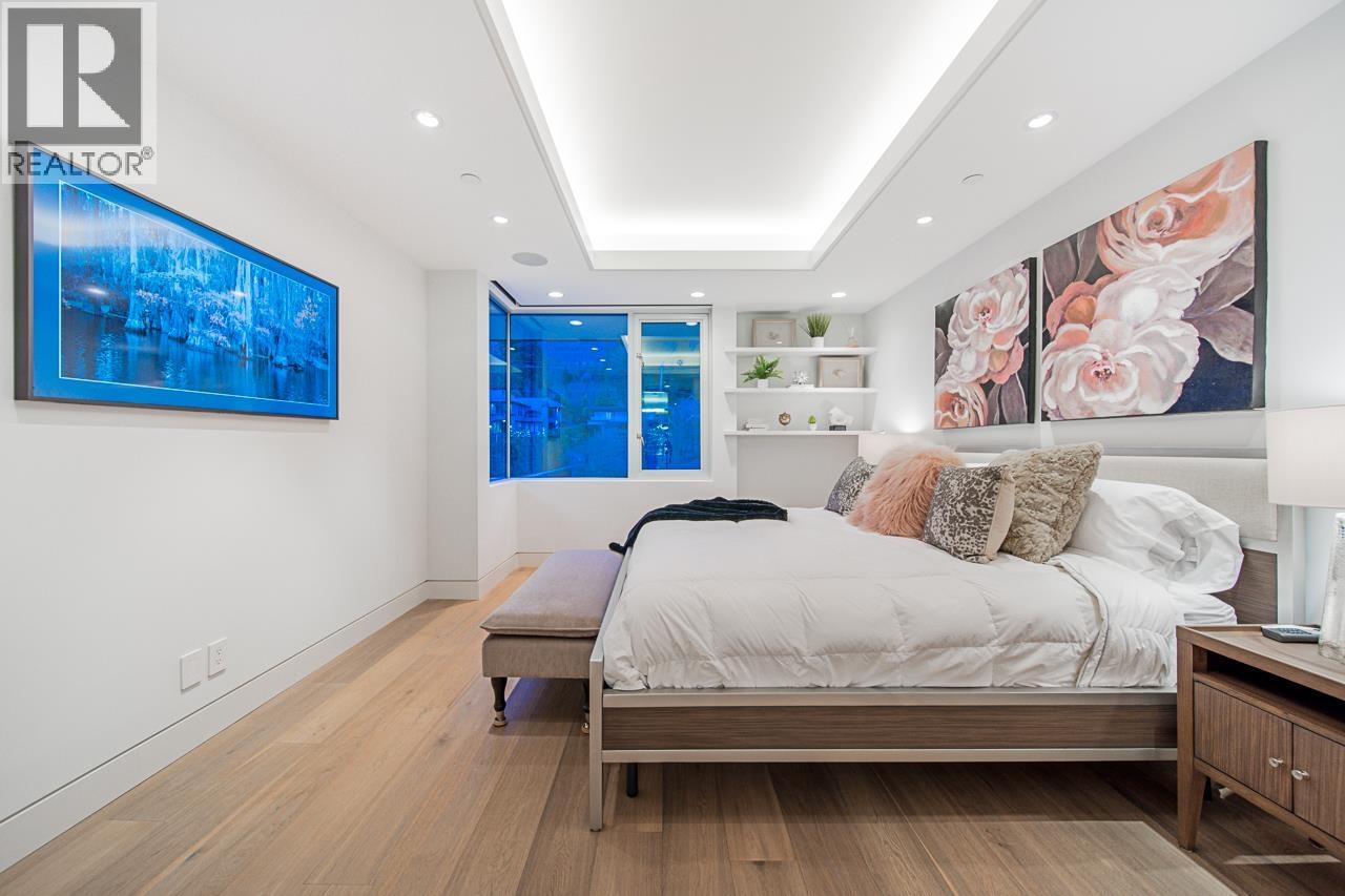 2878 BELLEVUE AVENUE, West Vancouver