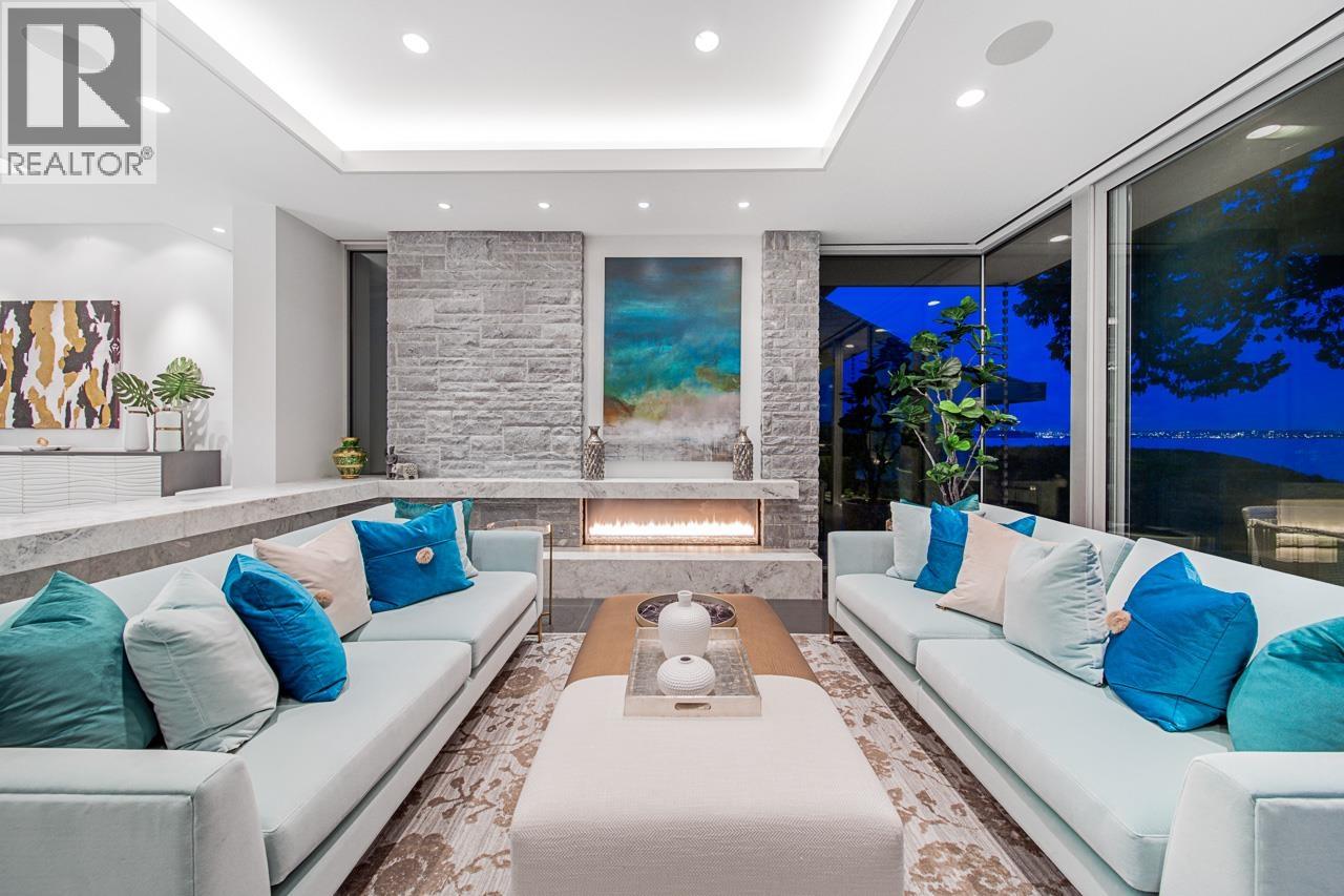 2878 BELLEVUE AVENUE, West Vancouver