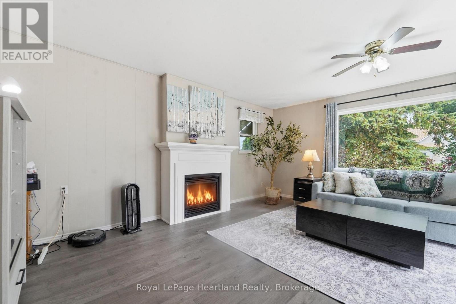 175 BROCK STREET - 12