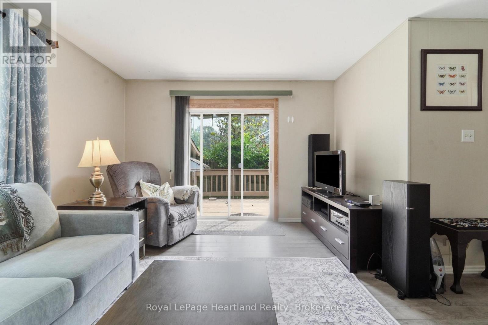 175 BROCK STREET - 15