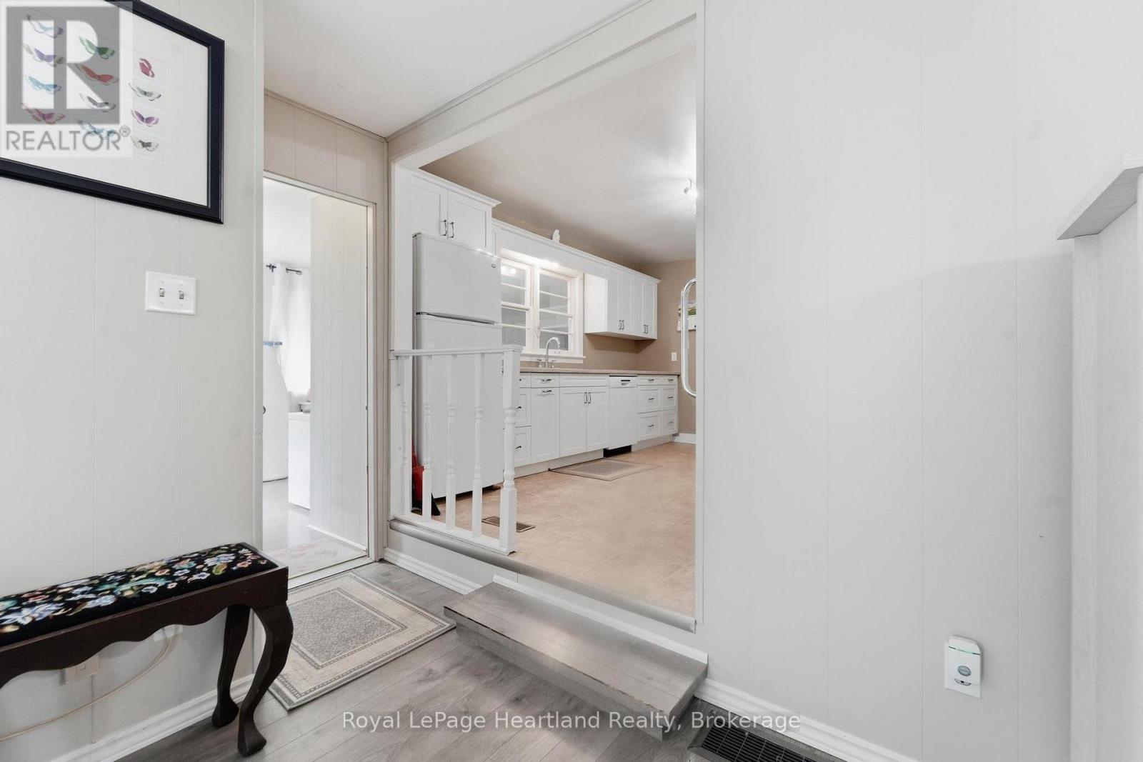 175 BROCK STREET - 16