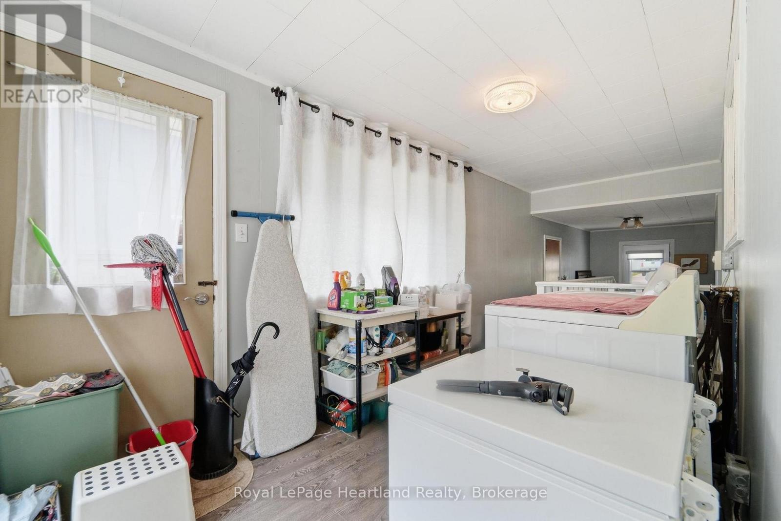 175 BROCK STREET - 17