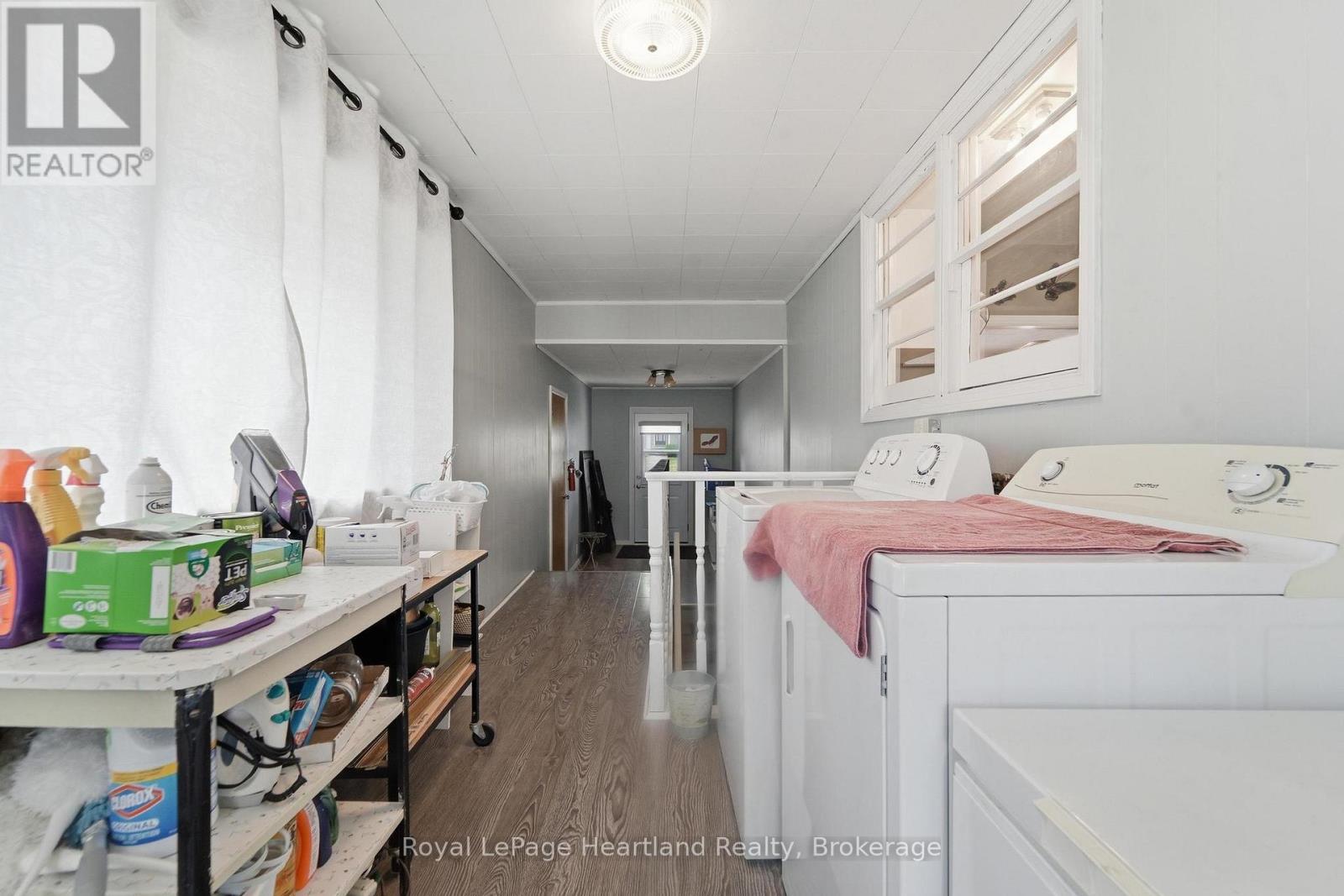 175 BROCK STREET - 18
