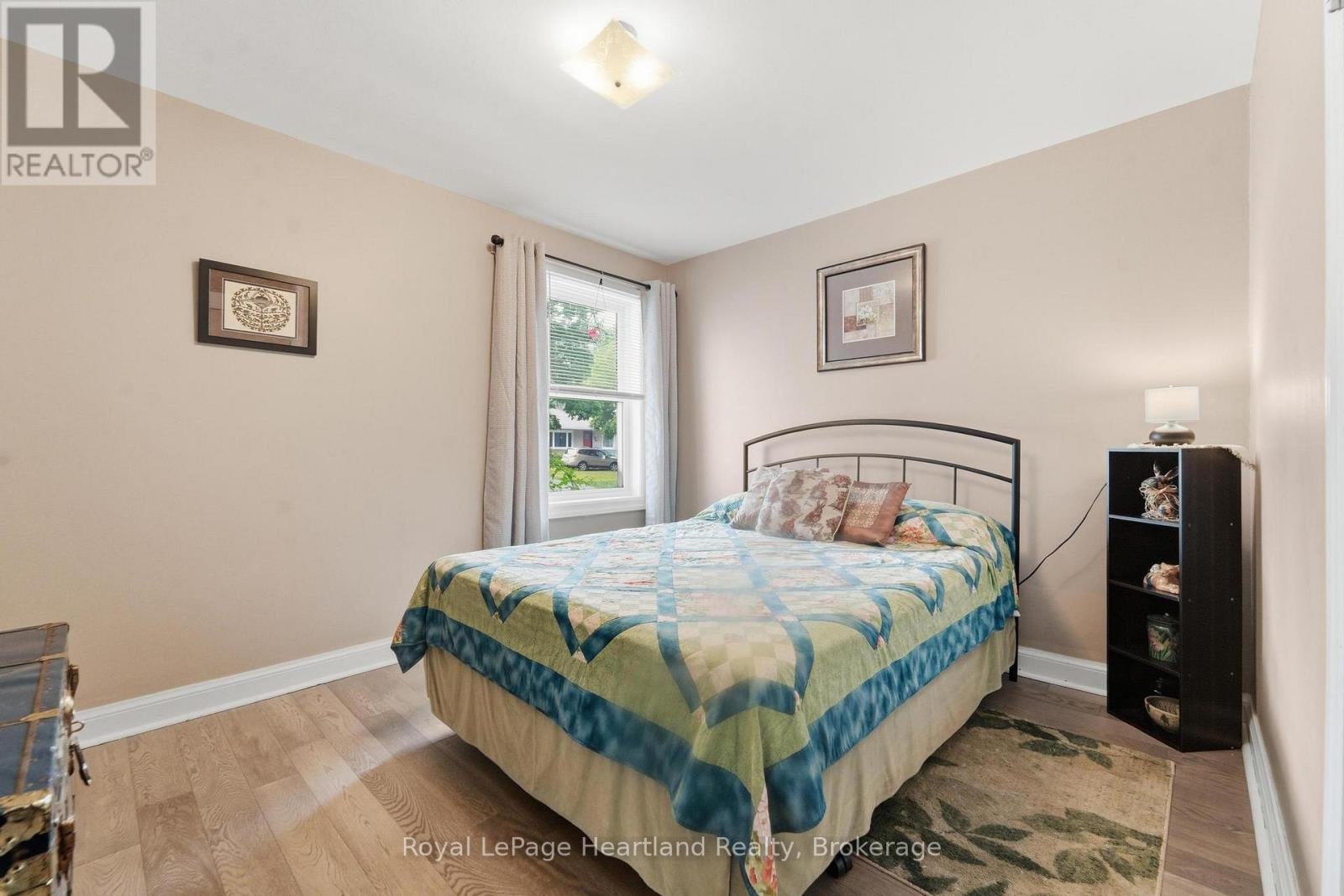 175 BROCK STREET - 23