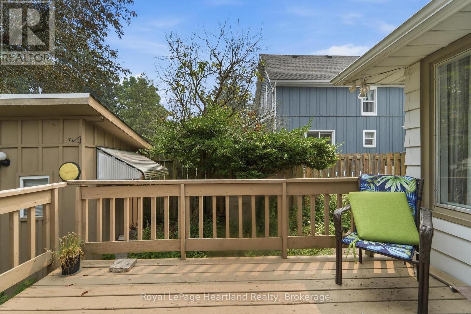 175 BROCK STREET - 35