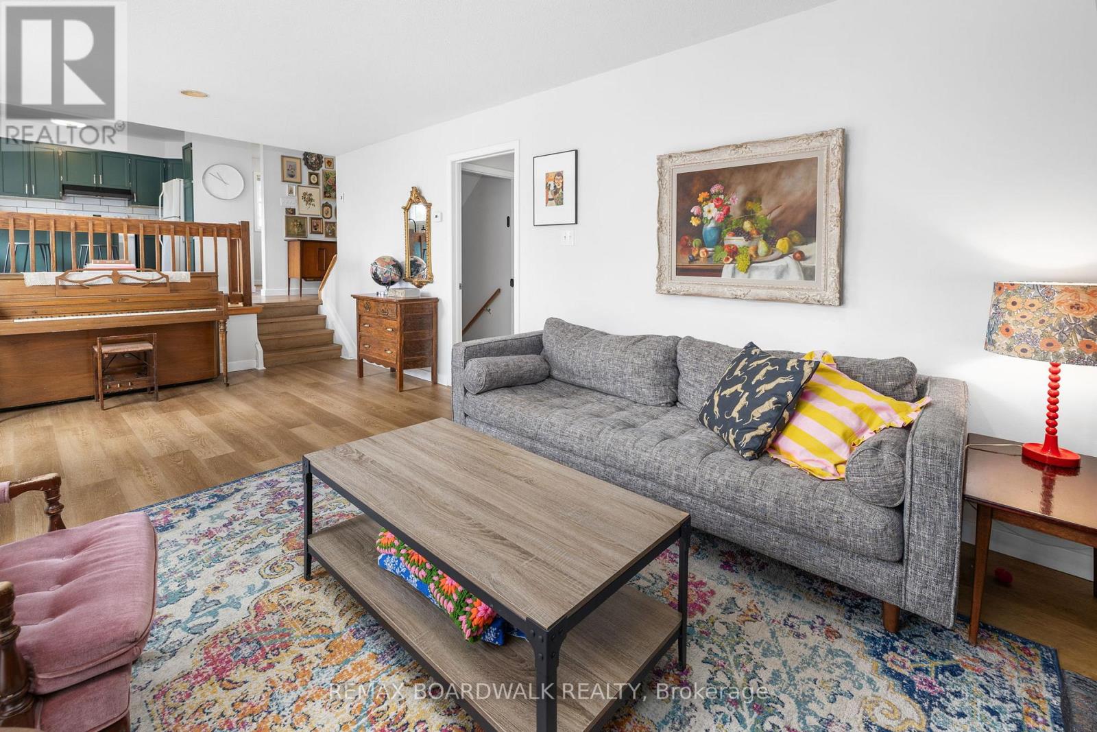 8 JESSIE DRIVE - 23