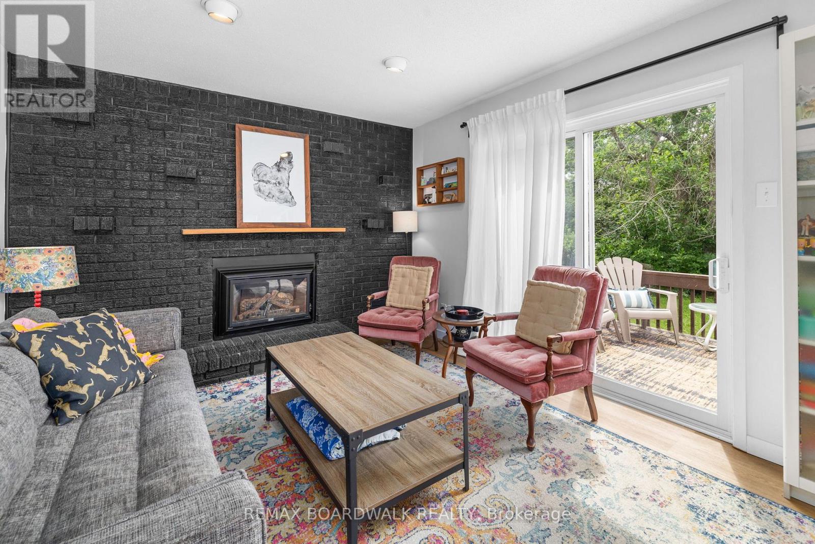 8 JESSIE DRIVE - 22