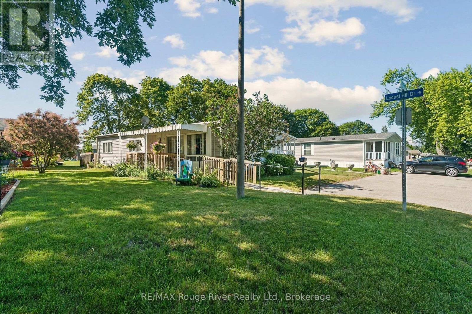 35 HAWTHORNE DRIVE - 1