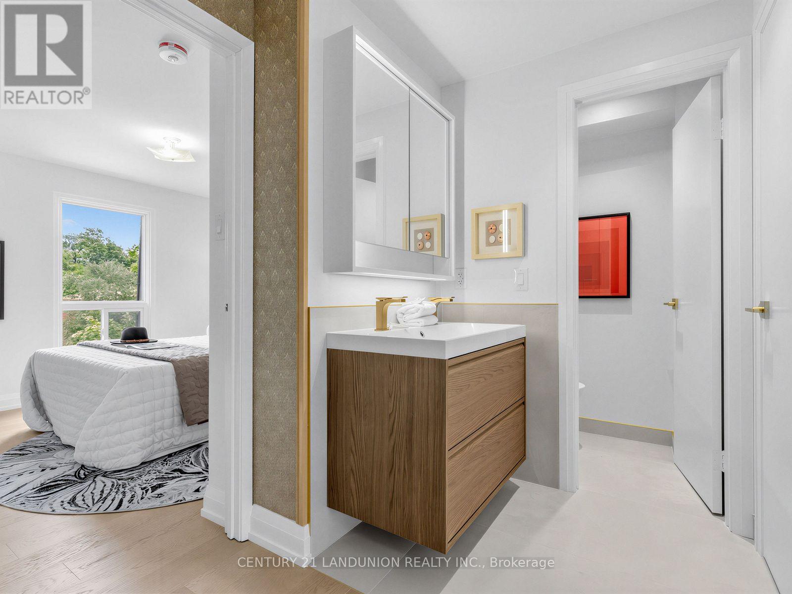 #56 193 MCNICOLL AVENUE - 24