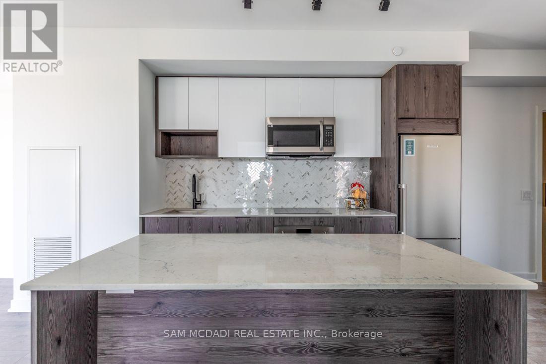 #801 5 DEFRIES STREET - Image 12