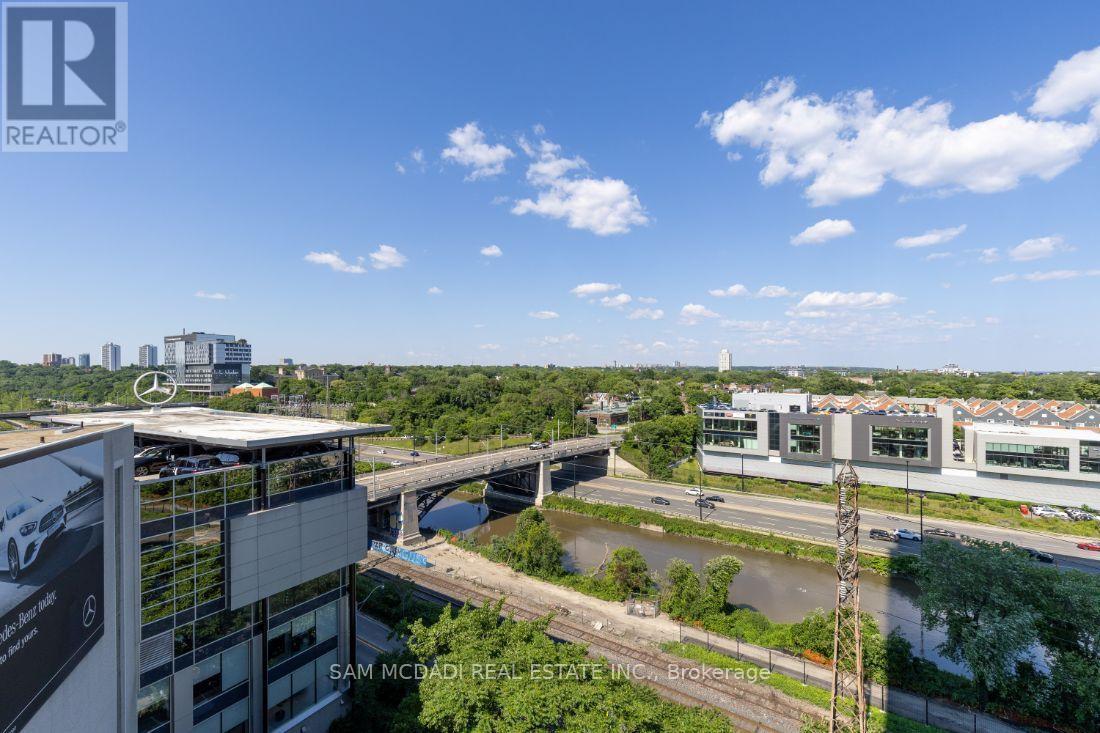 #801 5 DEFRIES STREET - Image 19