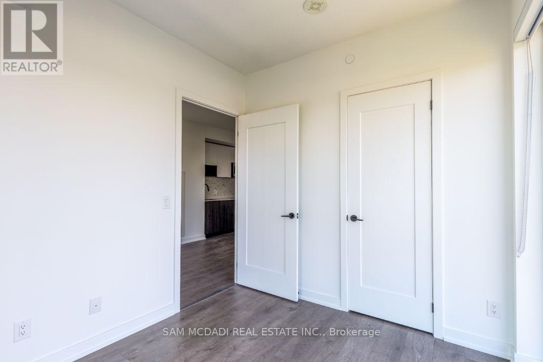 #801 5 DEFRIES STREET - Image 26