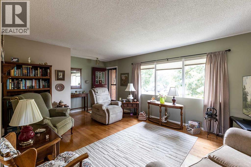 242 11th Street NE - 10