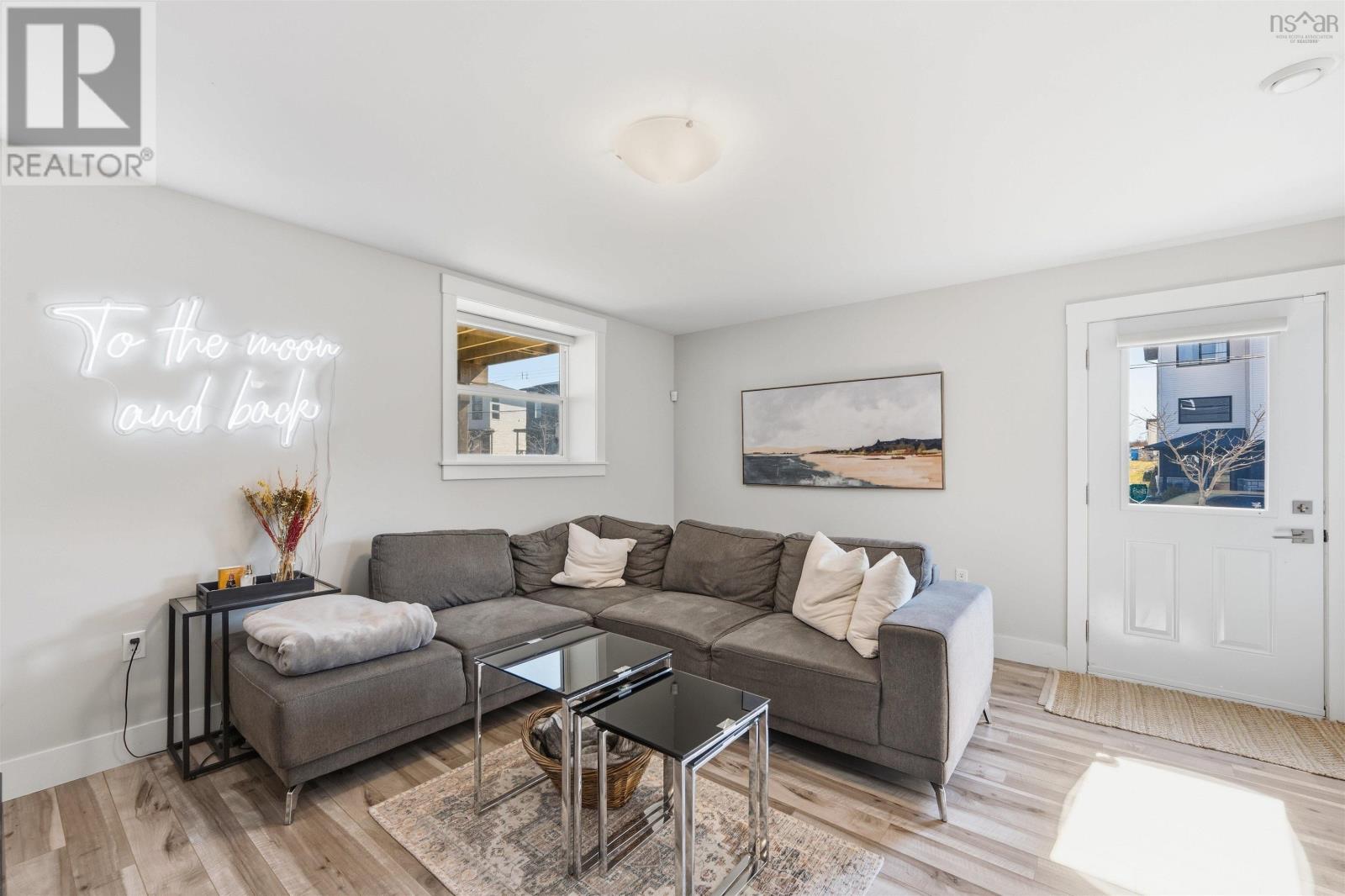 122 Onyx Crescent - 34