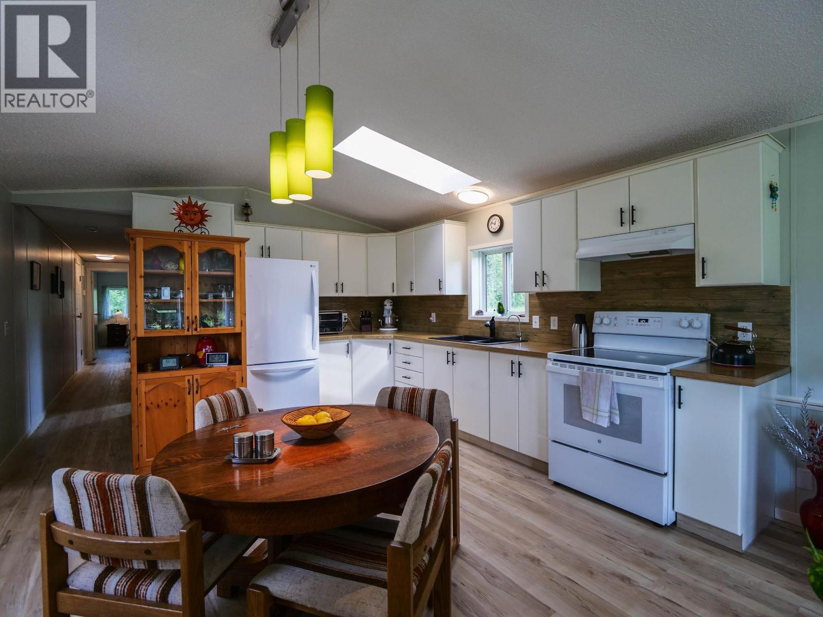 823 BARKERVILLE HIGHWAY - 2