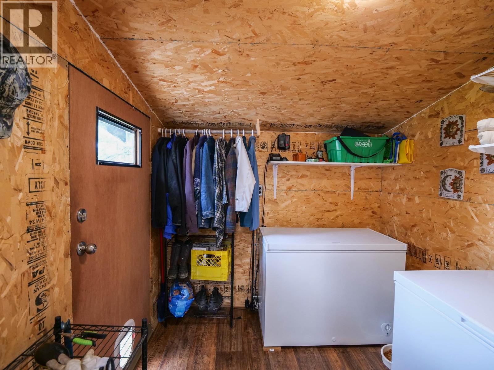 823 BARKERVILLE HIGHWAY - 6