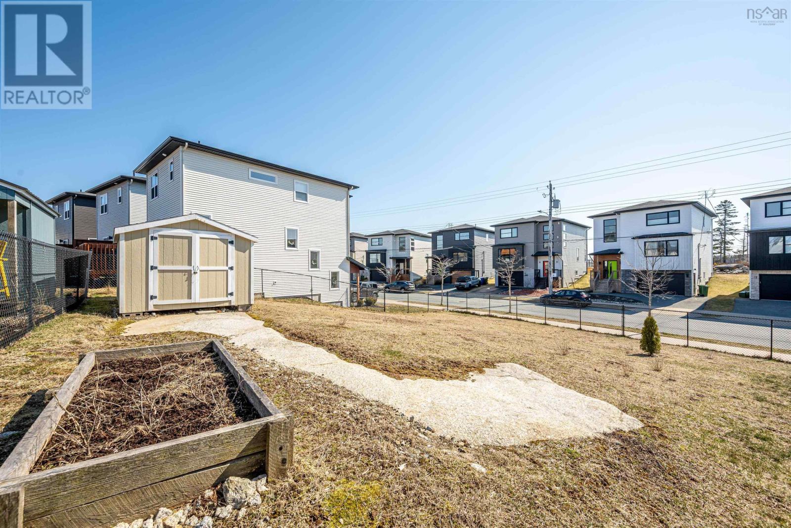 122 Onyx Crescent - 42