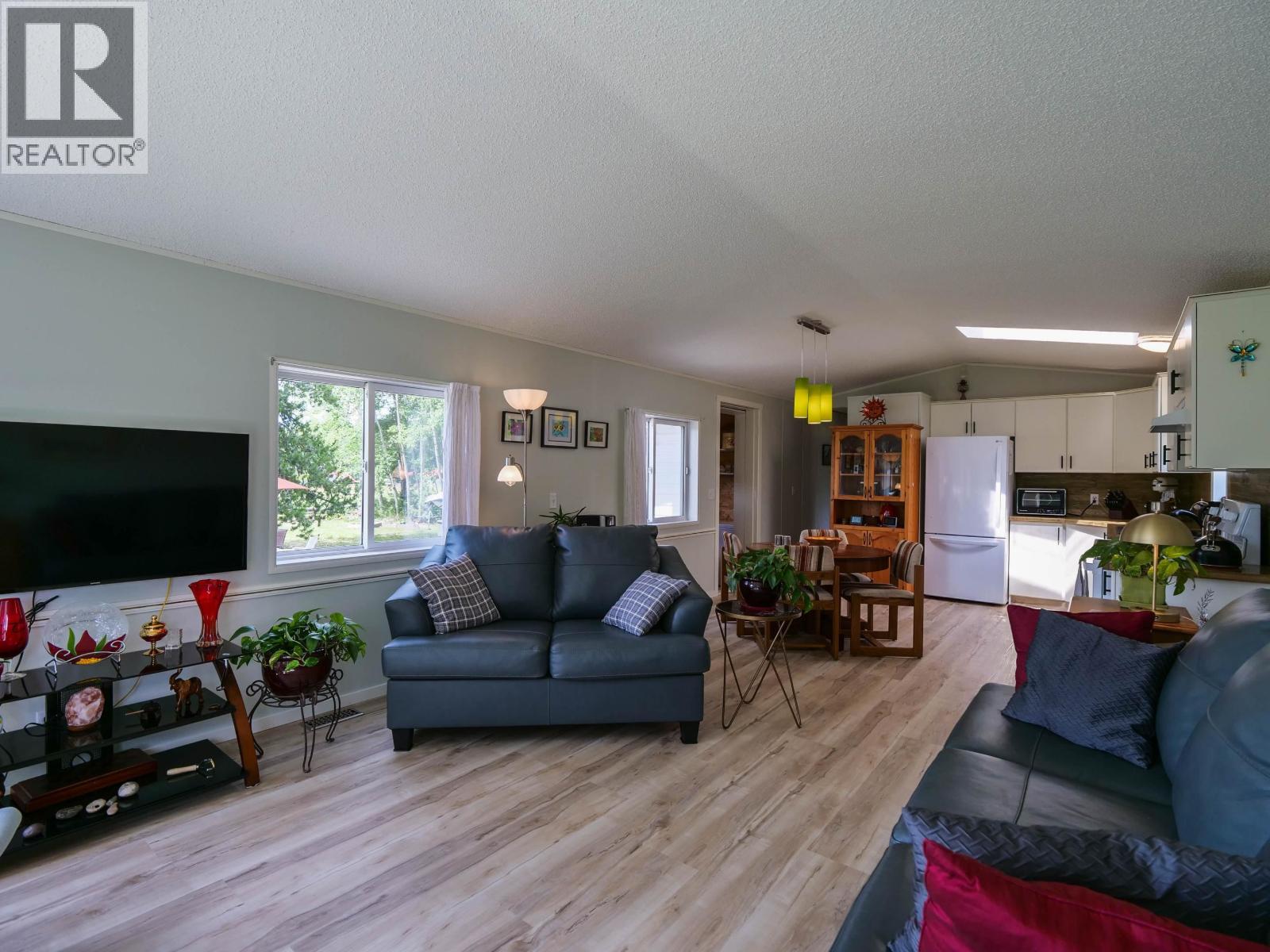 823 BARKERVILLE HIGHWAY - 10
