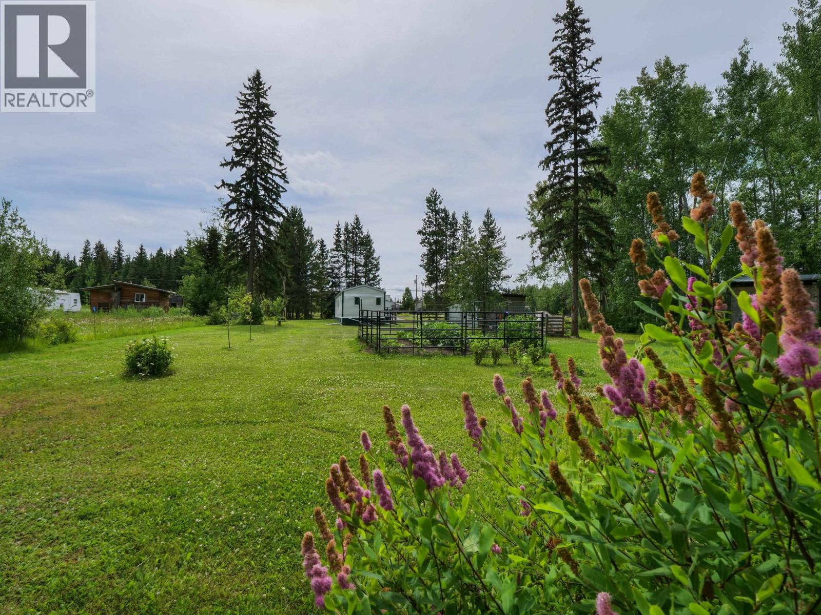 823 BARKERVILLE HIGHWAY - 28