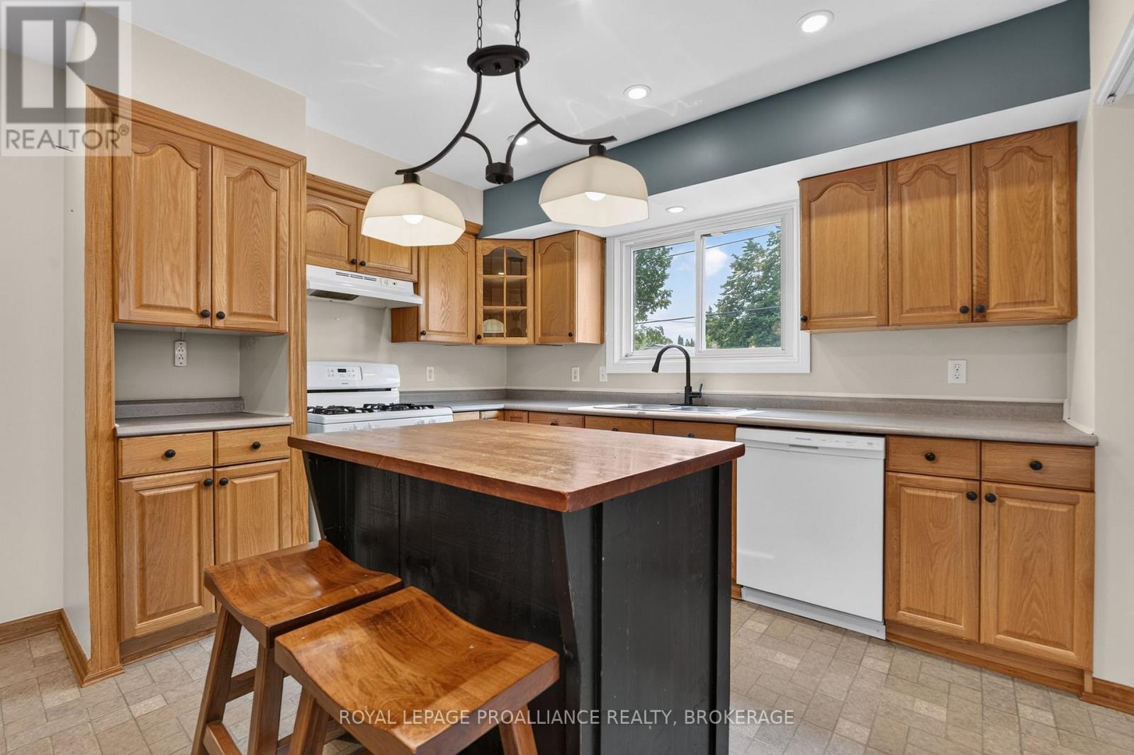 247 CHELSEA ROAD - 13