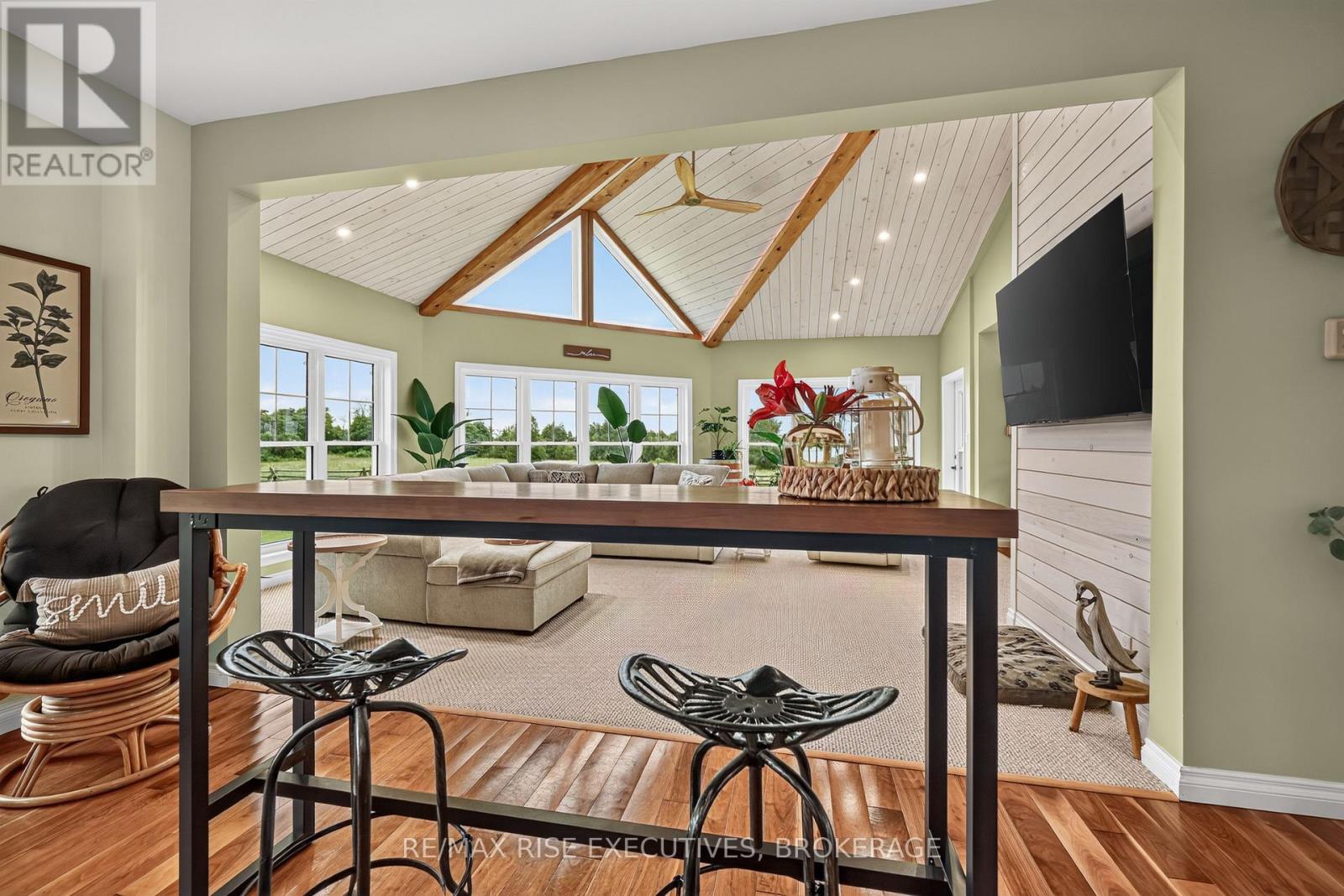 1058 WEEDMARK ROAD - Image 12
