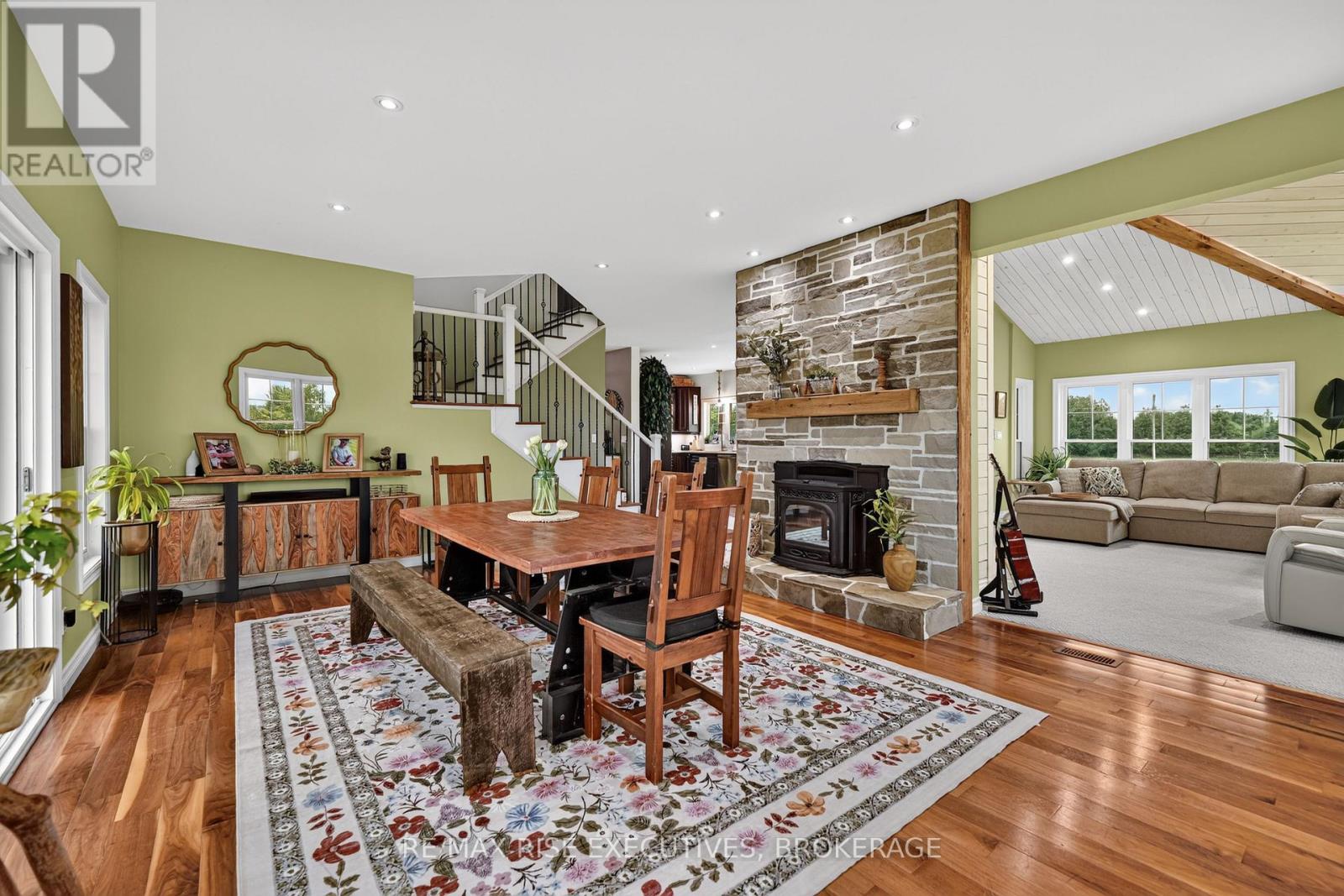 1058 WEEDMARK ROAD - Image 16