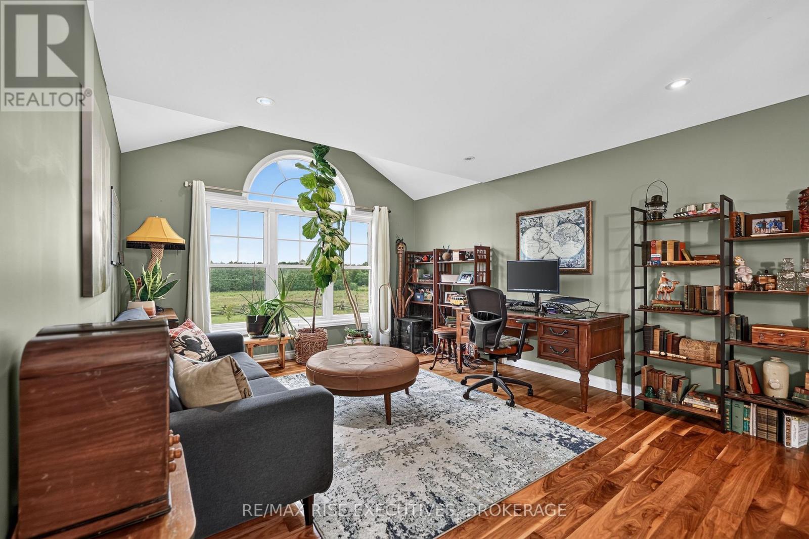 1058 WEEDMARK ROAD - Image 19