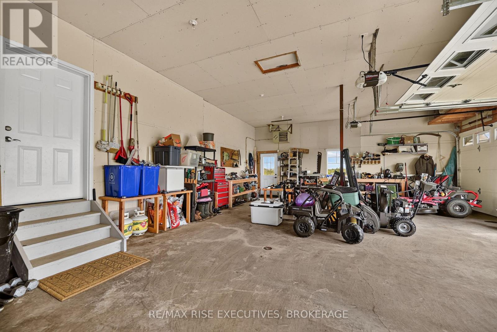 1058 WEEDMARK ROAD - Image 32