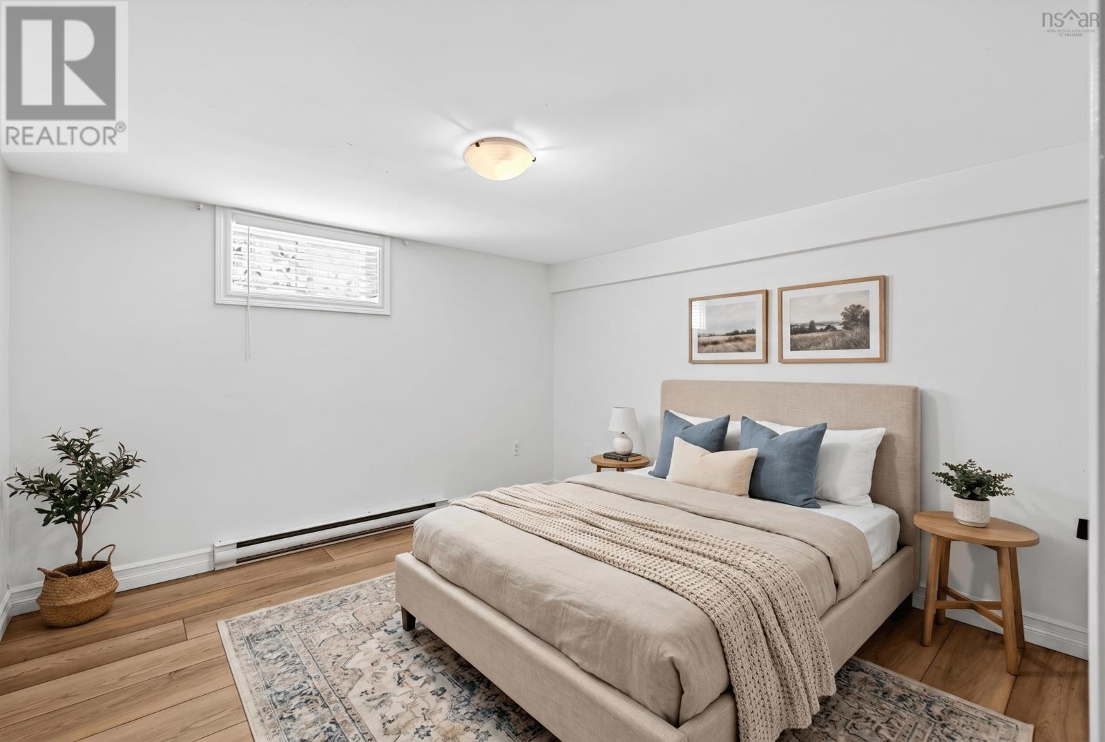 6520 Roslyn Road - 24