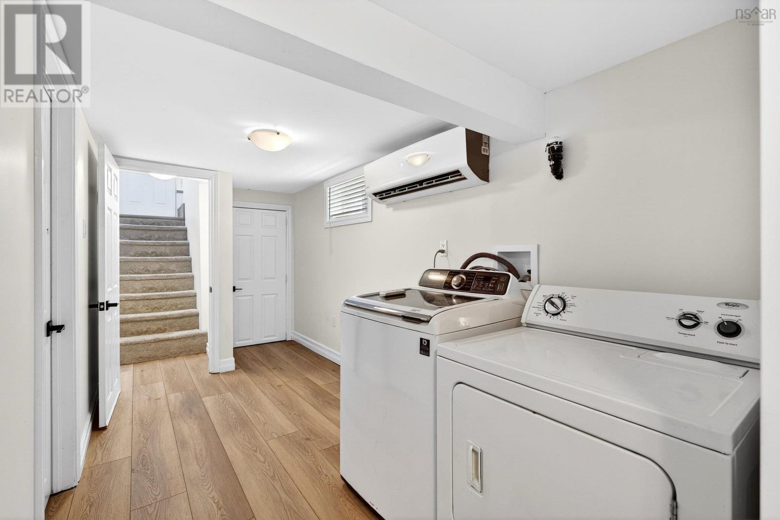 6520 Roslyn Road - 25