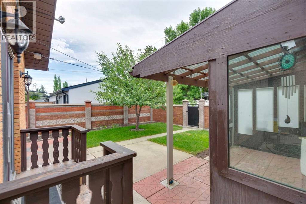 47 Montrose Crescent NE - Image 31