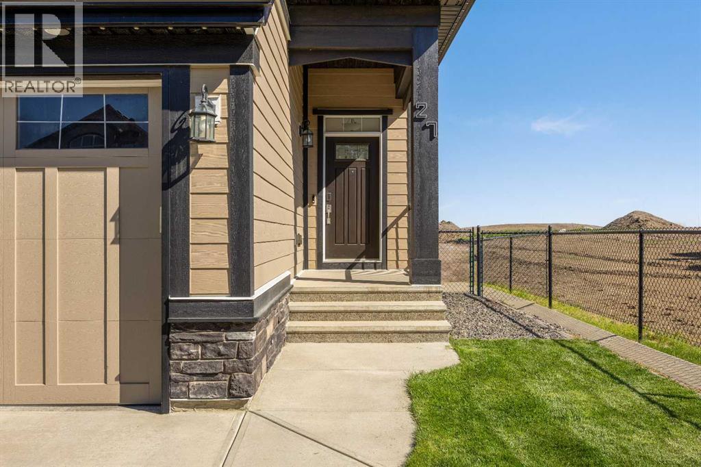 27 Mahogany Crescent SE - 6