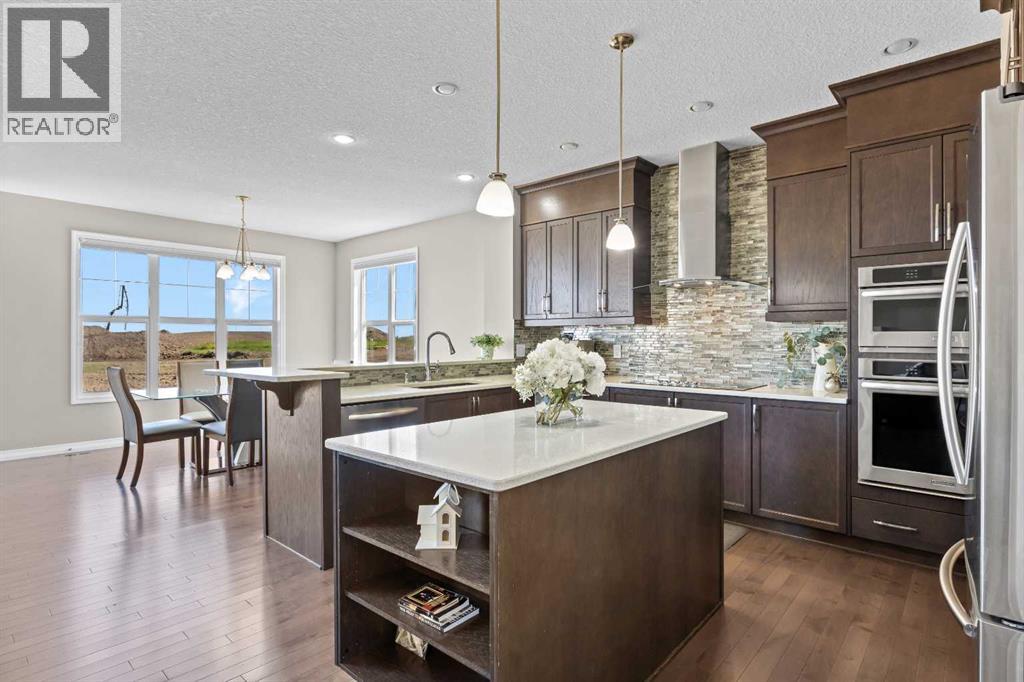 27 Mahogany Crescent SE - 16