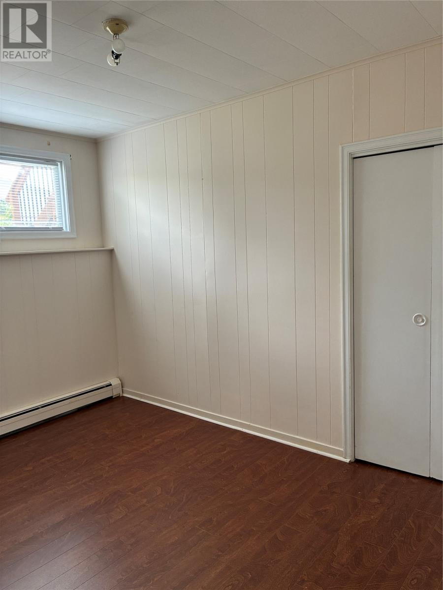 82 Glendale Avenue - Image 13