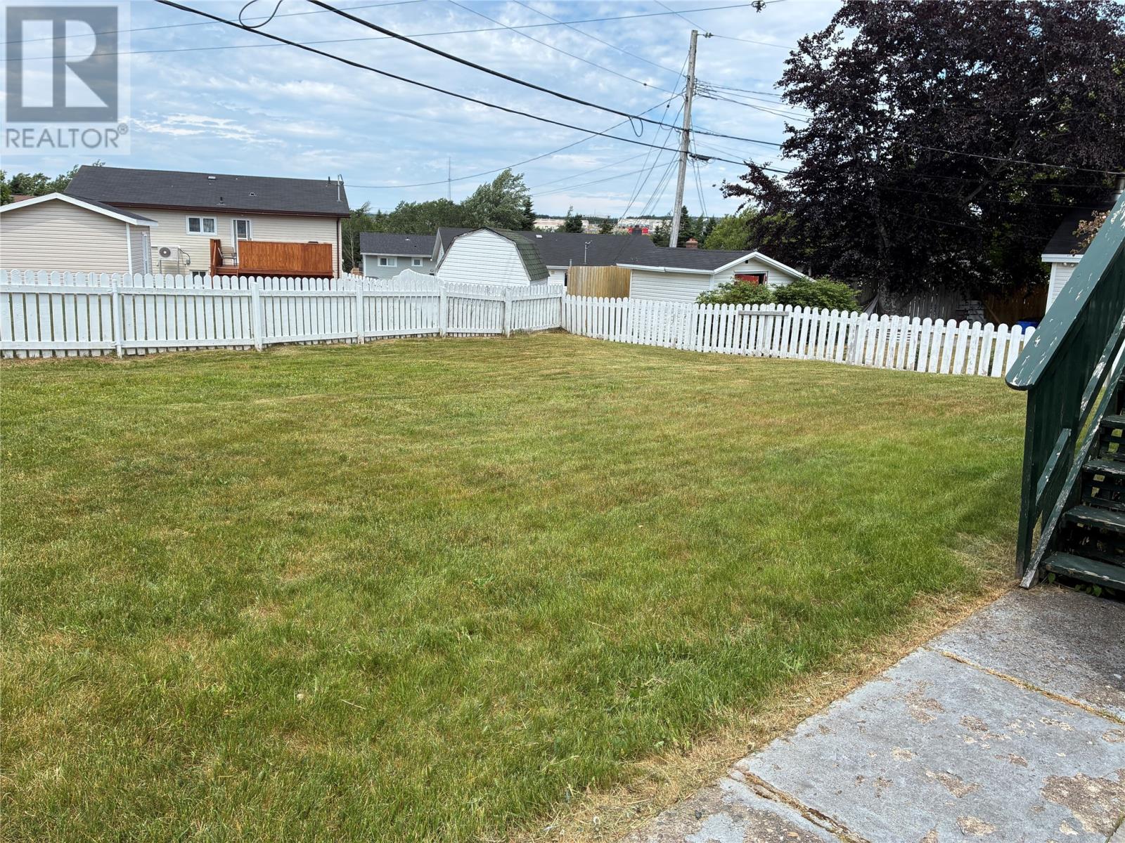 82 Glendale Avenue - Image 3