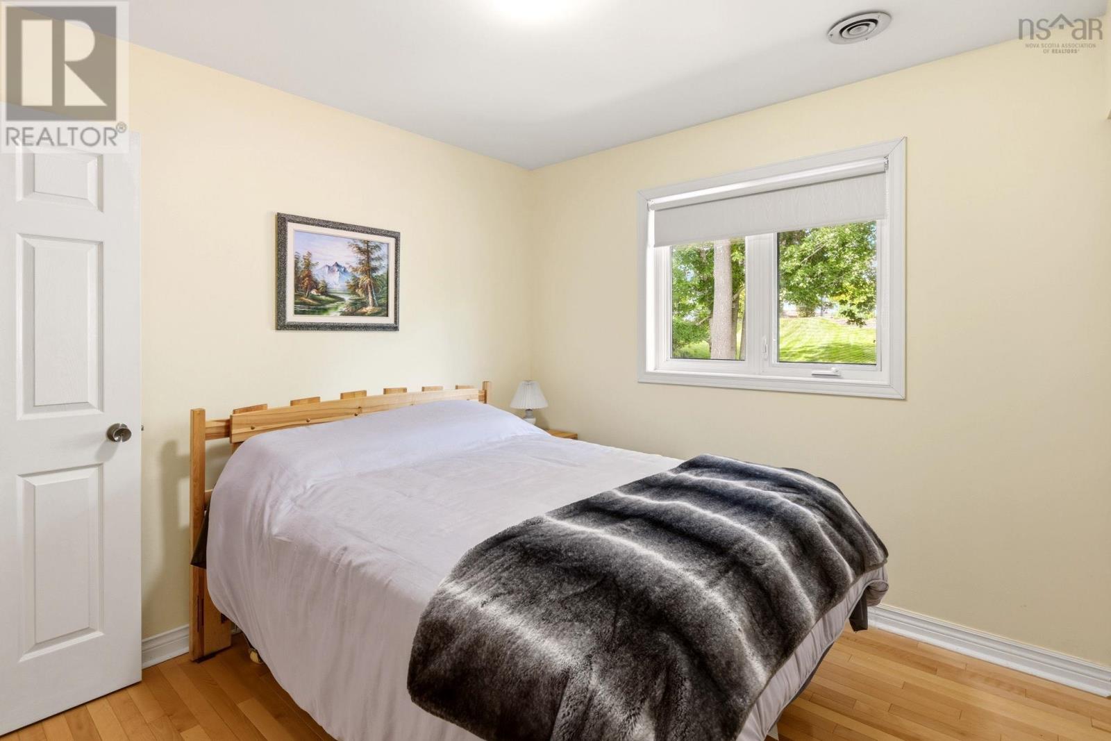 13 Granville Road - 15
