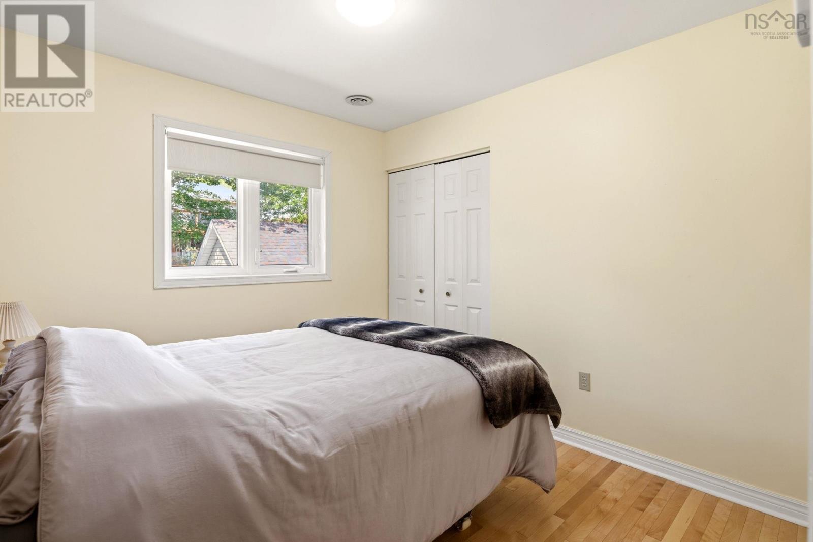 13 Granville Road - 16