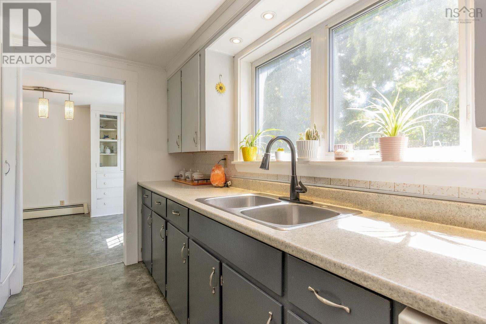1215 Ridge Road - 12