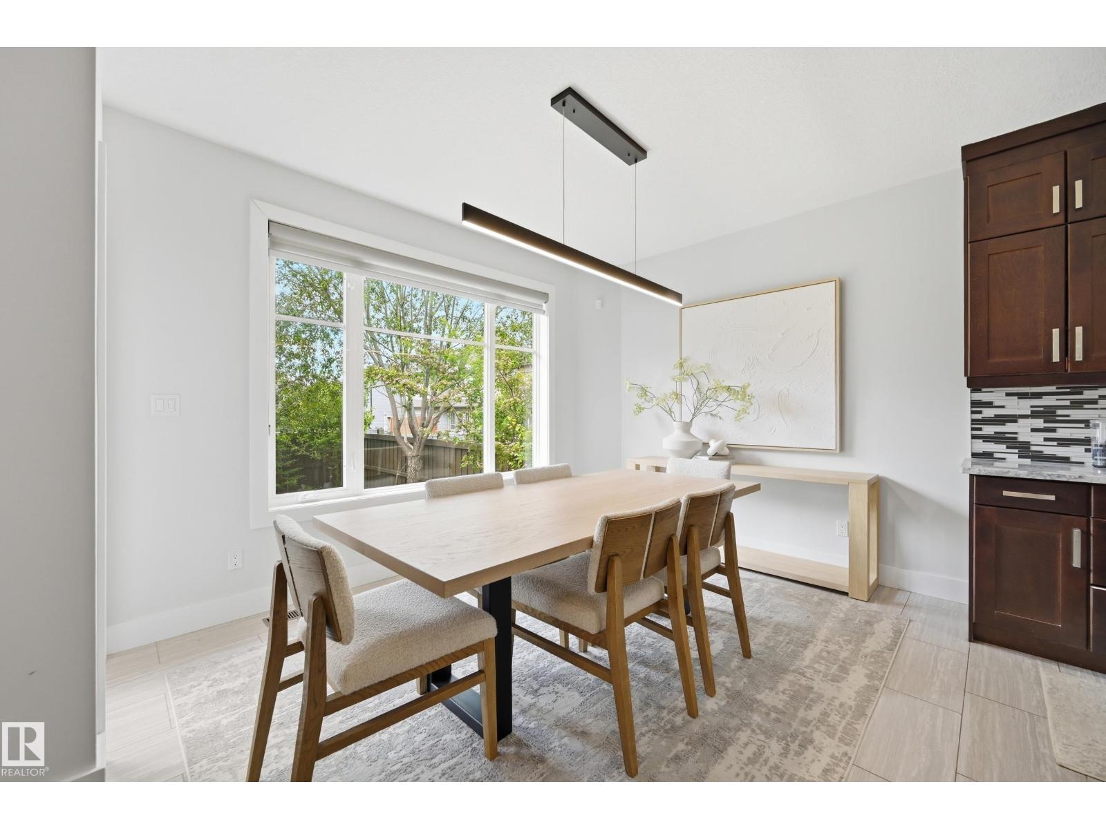 1024 ARMITAGE CR SW - 12