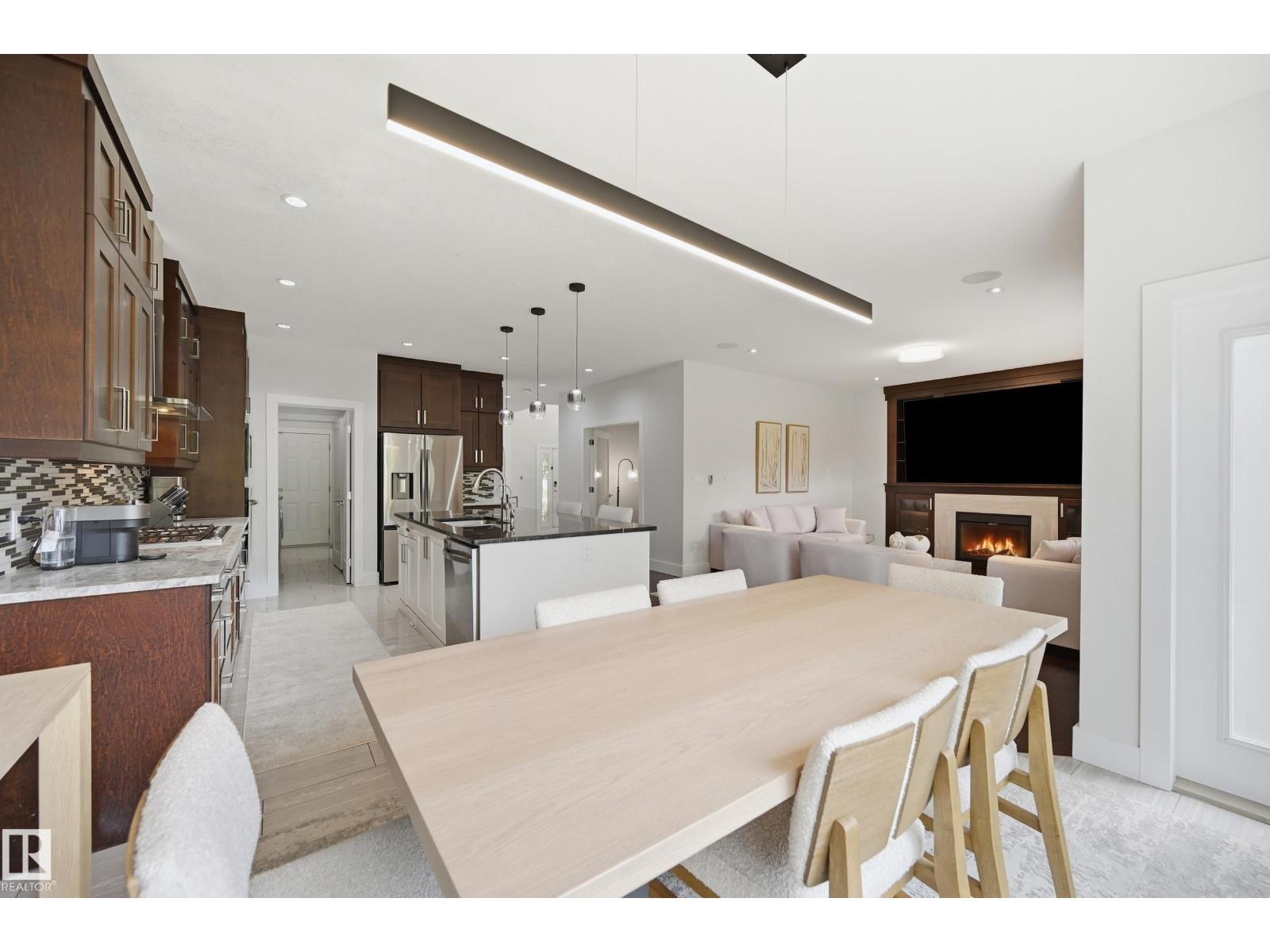 1024 ARMITAGE CR SW - 13