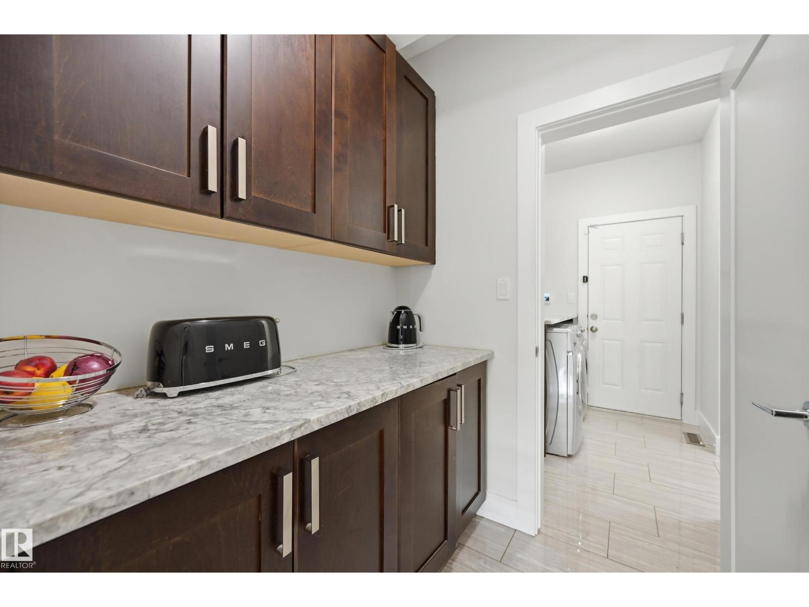 1024 ARMITAGE CR SW - 14