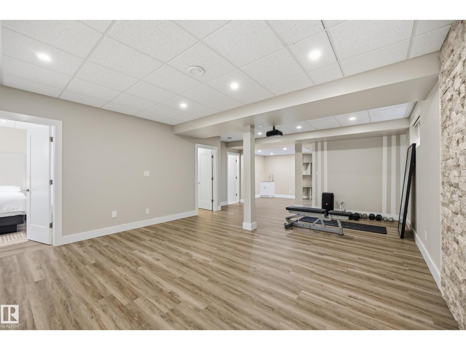 1024 ARMITAGE CR SW - 34