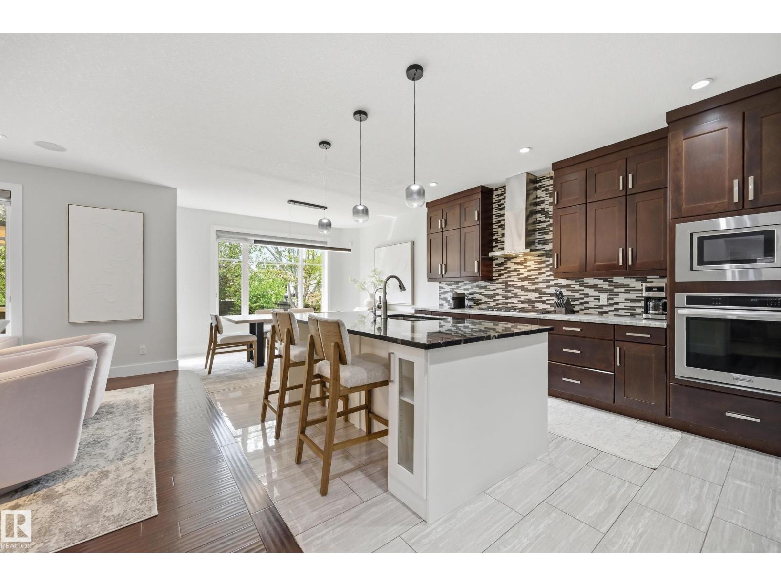 1024 ARMITAGE CR SW - 6
