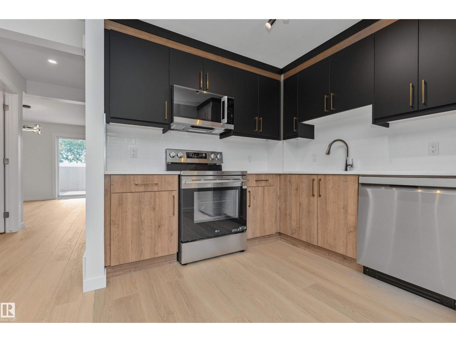 155 WOODBOROUGH WY NW - 13