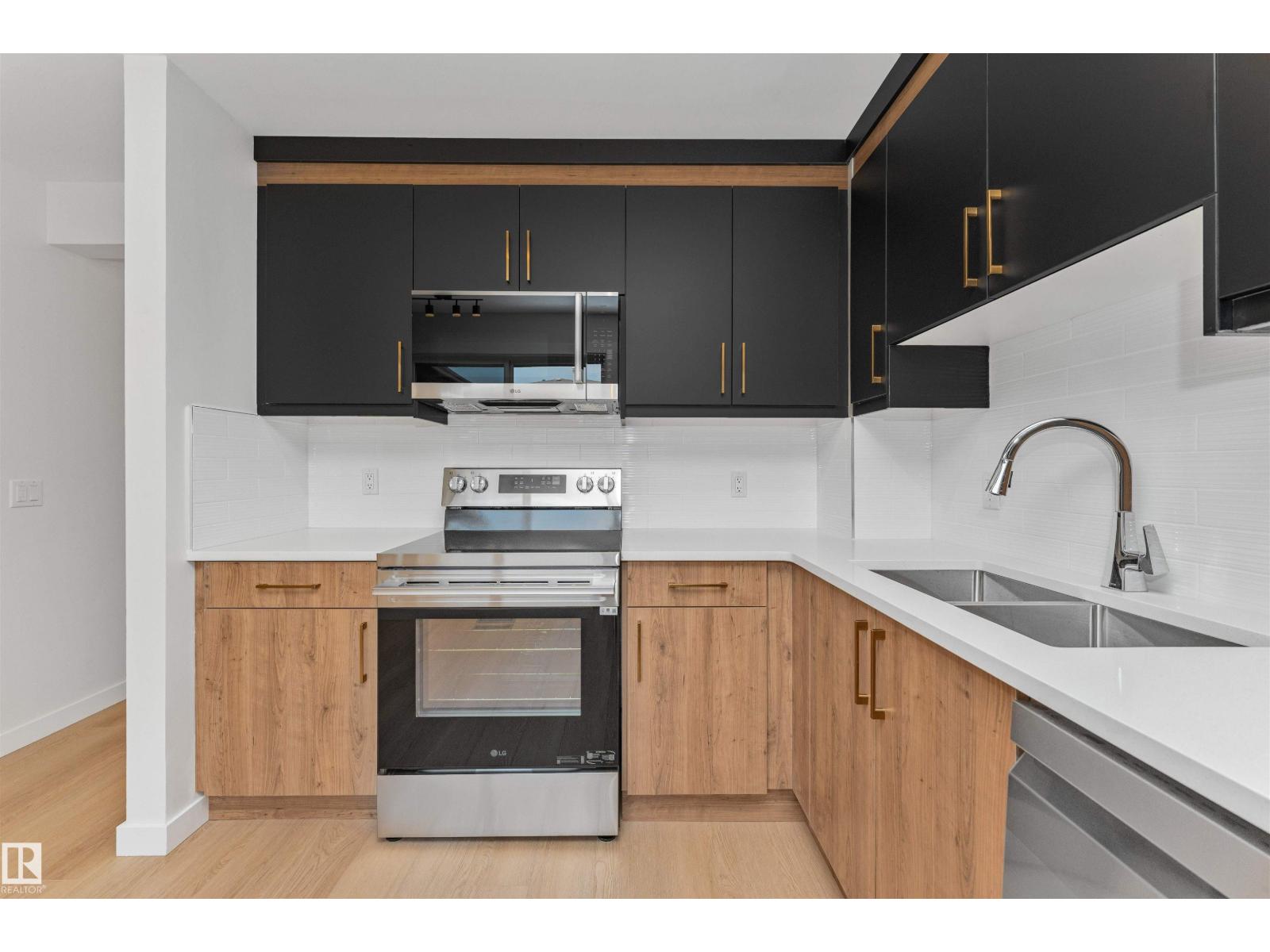 155 WOODBOROUGH WY NW - 14